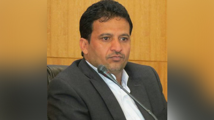 مسؤول في حكومة صنعاء يدعو شباب "الإصلاح" إلى وثيقة لحل يمني