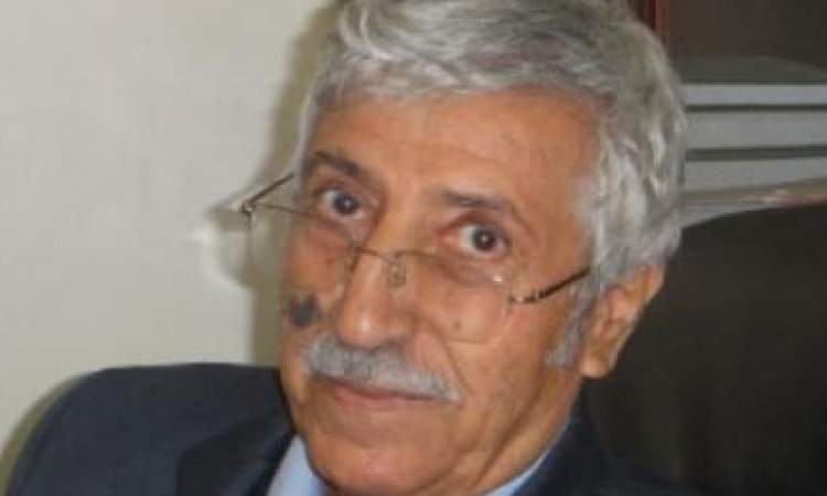اختيار الدكتور عبدالعزيز المقالح الشخصية الثقافية العربية لعام 2021