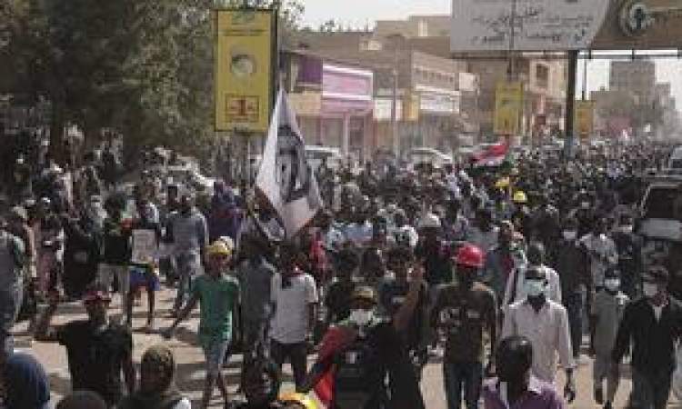 السودان..  مقتل ضابط شرة في مظاهرات بالخرطوم