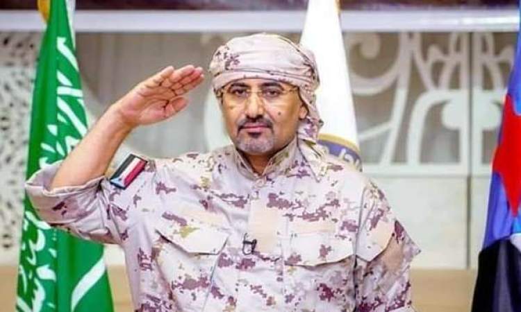الزبيدي يغادر الرياض مع تراجع حظوظه  بالرئاسي 