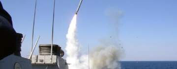 اليابان تبحث نشر صواريخ أمريكية على أراضيها